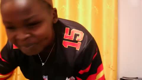 ashlery  online show from 12-05-25, 04:10