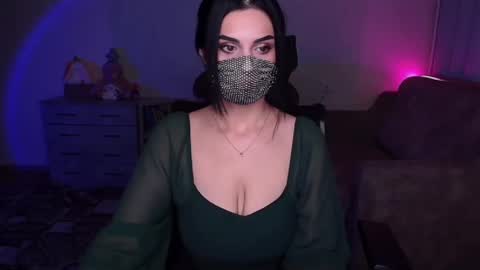   Yasmina   online show from 12-29-24, 04:16