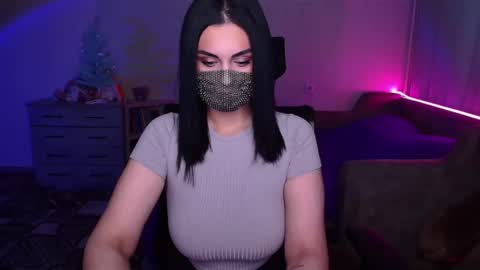   Yasmina   online show from 01-31-25, 04:25