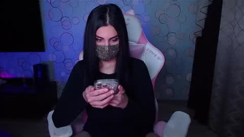   Yasmina   online show from 09-17-25, 04:47