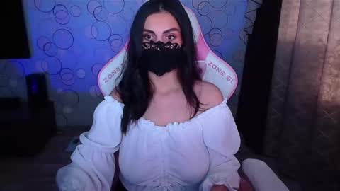   Yasmina   online show from 10-17-25, 06:38