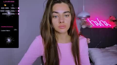 Snapshot of ashley__jess chatting on 11-11-25, 03:34 Ashley online show from 11-11-25, 03:34