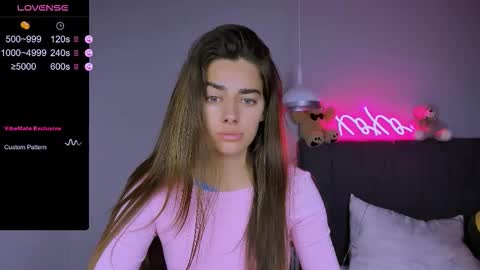 Snapshot of ashley__jess chatting on 11-20-25, 06:18 Ashley online show from 11-20-25, 06:18