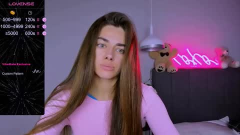 Snapshot of ashley__jess chatting on 11-22-25, 02:49 Ashley online show from 11-22-25, 02:49