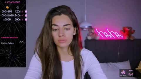 Snapshot of ashley__jess chatting on 11-27-25, 05:04 Ashley online show from 11-27-25, 05:04