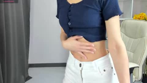 Snapshot of ashley_angely chatting on 10-26-25, 04:18 Ashley online show from 10-26-25, 04:18