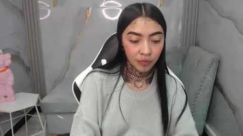 ashley_blum_v online show from 11-04-25, 08:19