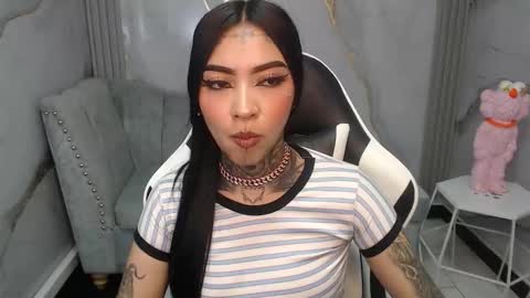 ashley_blum_v online show from 11-19-25, 08:31