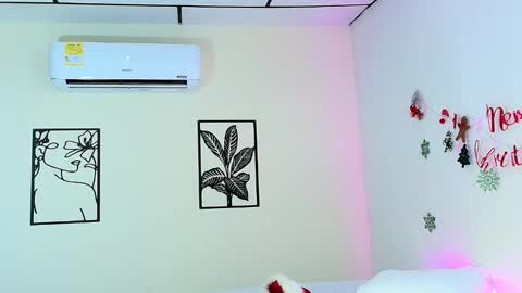 Snapshot of ashley_brookke chatting on 12-15-25, 11:58 Ashley online show from 12-15-25, 11:58