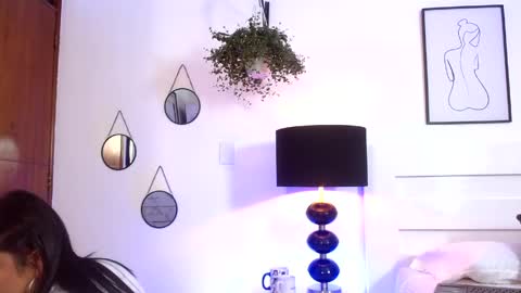 Snapshot of ashley_bruche chatting on 05-20-26, 12:33 Ashleyy online show from 05-20-26, 12:33