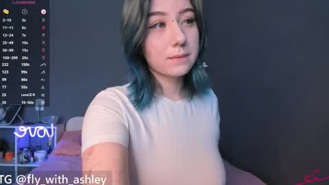 Snapshot of ashley_fly chatting on 11-16-25, 05:13 ashley_fly online show from 11-16-25, 05:13