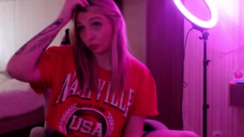 Ashley Matthew online show from 03-10-26, 11:15