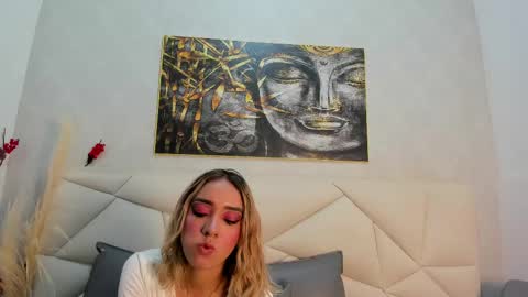 ashley_miller26 online show from 03-07-25, 11:40