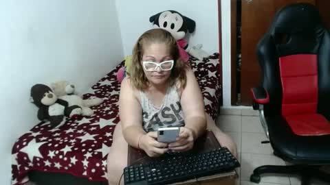 ashley pink11 online show from 09-19-25, 11:38