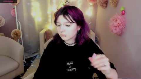 Ashley online show from 04-25-26, 09:01