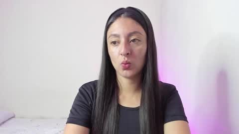 Ashley online show from 09-18-25, 03:47