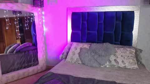 CAMILA online show from 09-17-25, 12:01