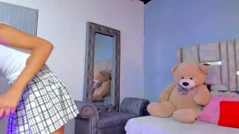 AshleyHill online show from 09-12-25, 03:17