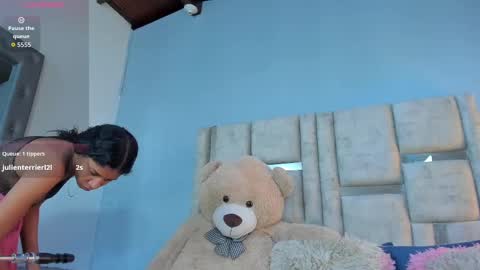 AshleyHill online show from 09-23-25, 04:15