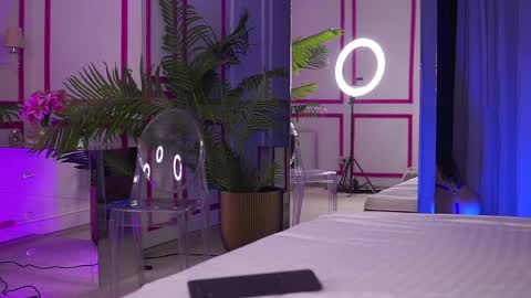 Snapshot of ashleysinnx chatting on 12-09-24, 06:57 Ashley online show from 12-09-24, 06:57