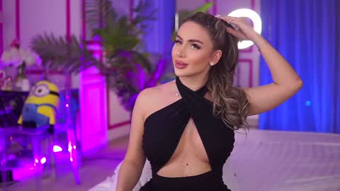 Snapshot of ashleysinnx chatting on 01-02-25, 10:44 Ashley online show from 01-02-25, 10:44