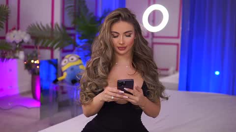 Snapshot of ashleysinnx chatting on 01-15-25, 07:12 Ashley online show from 01-15-25, 07:12