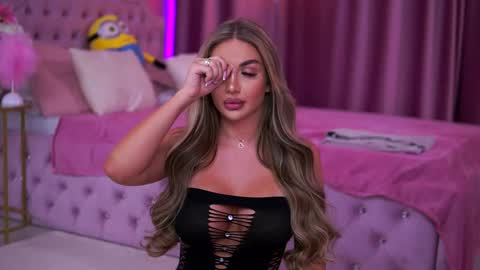 Snapshot of ashleysinnx chatting on 03-11-25, 05:13 Ashley online show from 03-11-25, 05:13