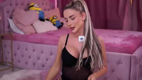 Snapshot of ashleysinnx chatting on 09-24-25, 03:48 Ashley online show from 09-24-25, 03:48