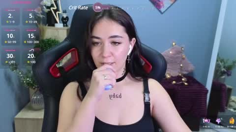 Snapshot of ashleyskott chatting on 12-17-24, 11:17 Ashley online show from 12-17-24, 11:17