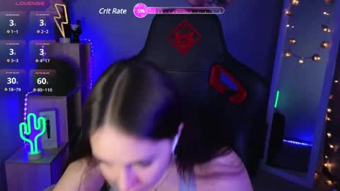 Snapshot of ashleyskott chatting on 03-11-25, 07:48 Ashley online show from 03-11-25, 07:48