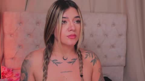 Ashley Lauren online show from 02-28-25, 07:15