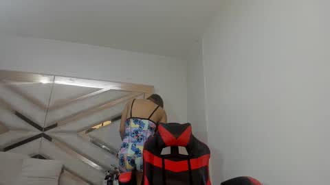 Snapshot of ashleyvanesars chatting on 10-03-25, 01:41 ashleyvanesars online show from 10-03-25, 01:41