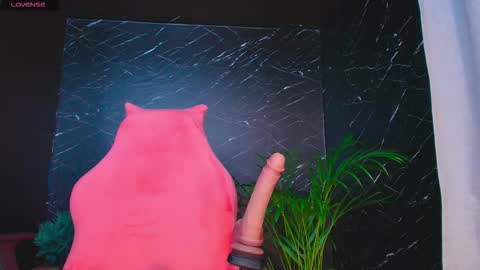 Ashleyy18   online show from 10-07-25, 01:03