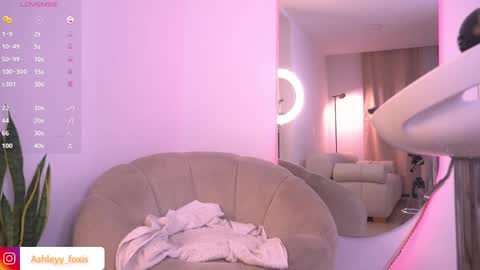 Ashley Fox online show from 02-14-25, 04:04