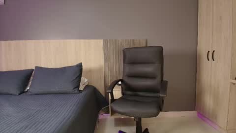 Ashly online show from 03-07-25, 03:40