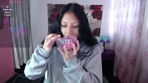 Ashly online show from 09-12-25, 11:21