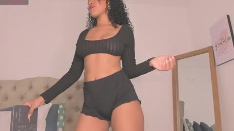 Snapshot of ashly_z chatting on 06-05-26, 05:51 Ashly online show from 06-05-26, 05:51
