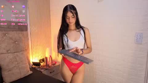 ashlybloom1 online show from 07-20-26, 11:45