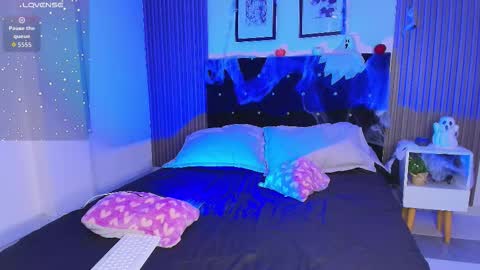    online show from 10-10-25, 08:52