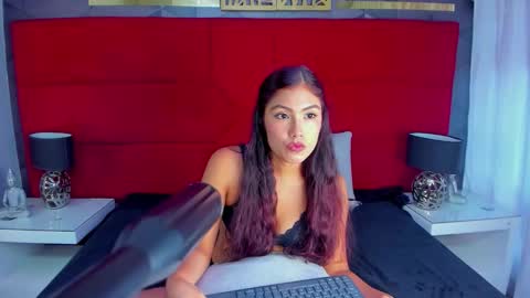ashlye_collins online show from 10-07-25, 12:24