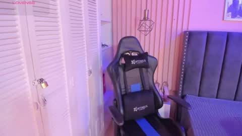 ashlye_miller_ online show from 02-19-25, 10:34