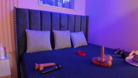 ashlye_miller_ online show from 09-11-25, 04:23