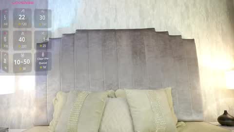 Paula Baleta  online show from 01-12-25, 03:07