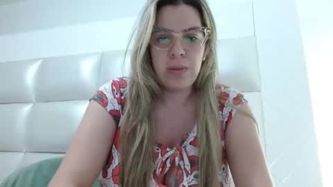 AshlyMoon online show from 01-06-25, 11:52