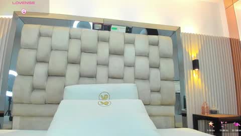 ashlyn online show from 03-04-25, 01:45