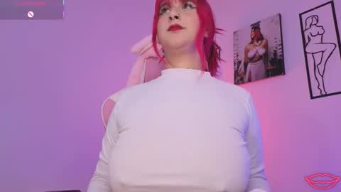 Snapshot of ashlyrey_1 chatting on 12-17-25, 10:27 Ashly online show from 12-17-25, 10:27