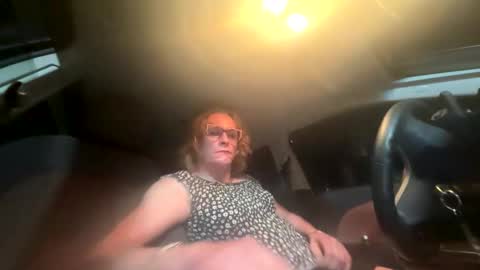 Snapshot of ashmomo chatting on 09-12-25, 09:53 ashmomo online show from 09-12-25, 09:53