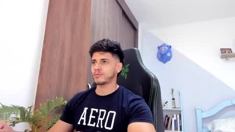 Snapshot of ashton_coleman_ chatting on 12-30-24, 04:09 my name real is camilo online show from 12-30-24, 04:09