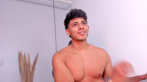 Snapshot of ashton_coleman_ chatting on 02-24-25, 09:21 my name real is camilo online show from 02-24-25, 09:21