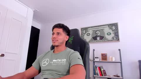 Snapshot of ashton_coleman_ chatting on 09-09-25, 07:13 my name real is camilo online show from 09-09-25, 07:13